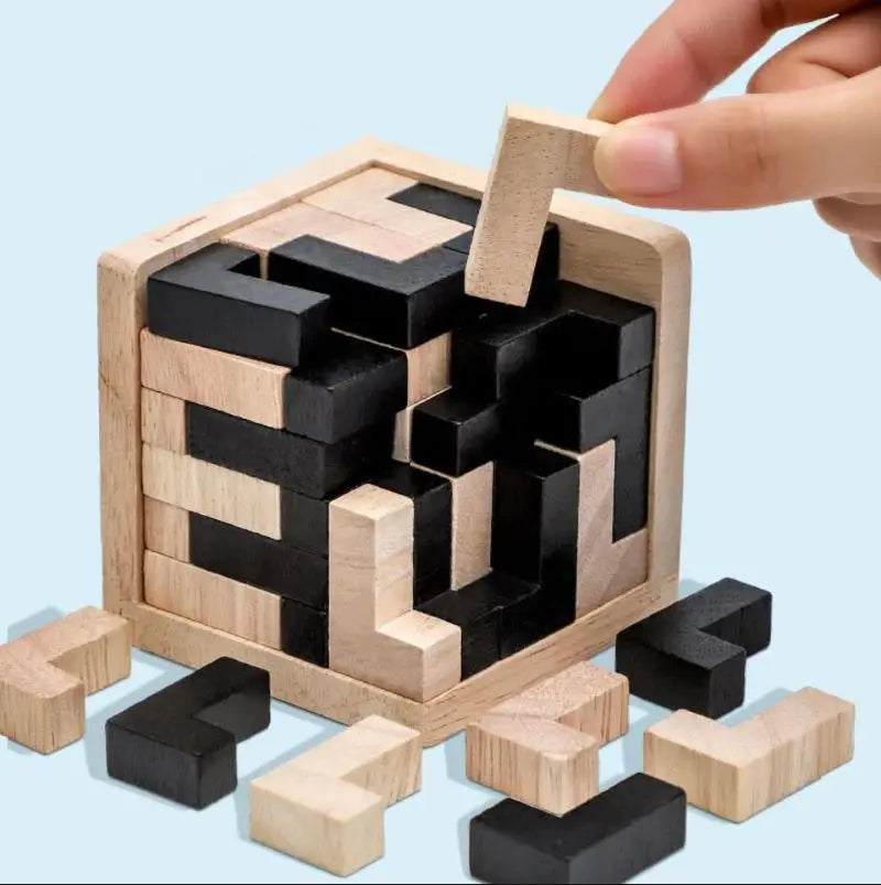 3D Wooden Cube Puzzle – Interlocking Brain Teaser Game