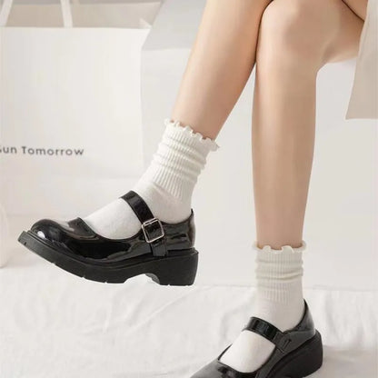 5 Pairs /1 Lot Socks for Women Breathable Black White Set Spring Autumn Ruffle Middle Tube Ankle Short