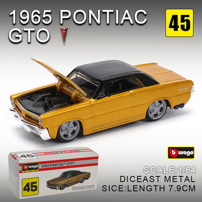 1:64 Diecast Car Model – Metal Scale Collectible for Display