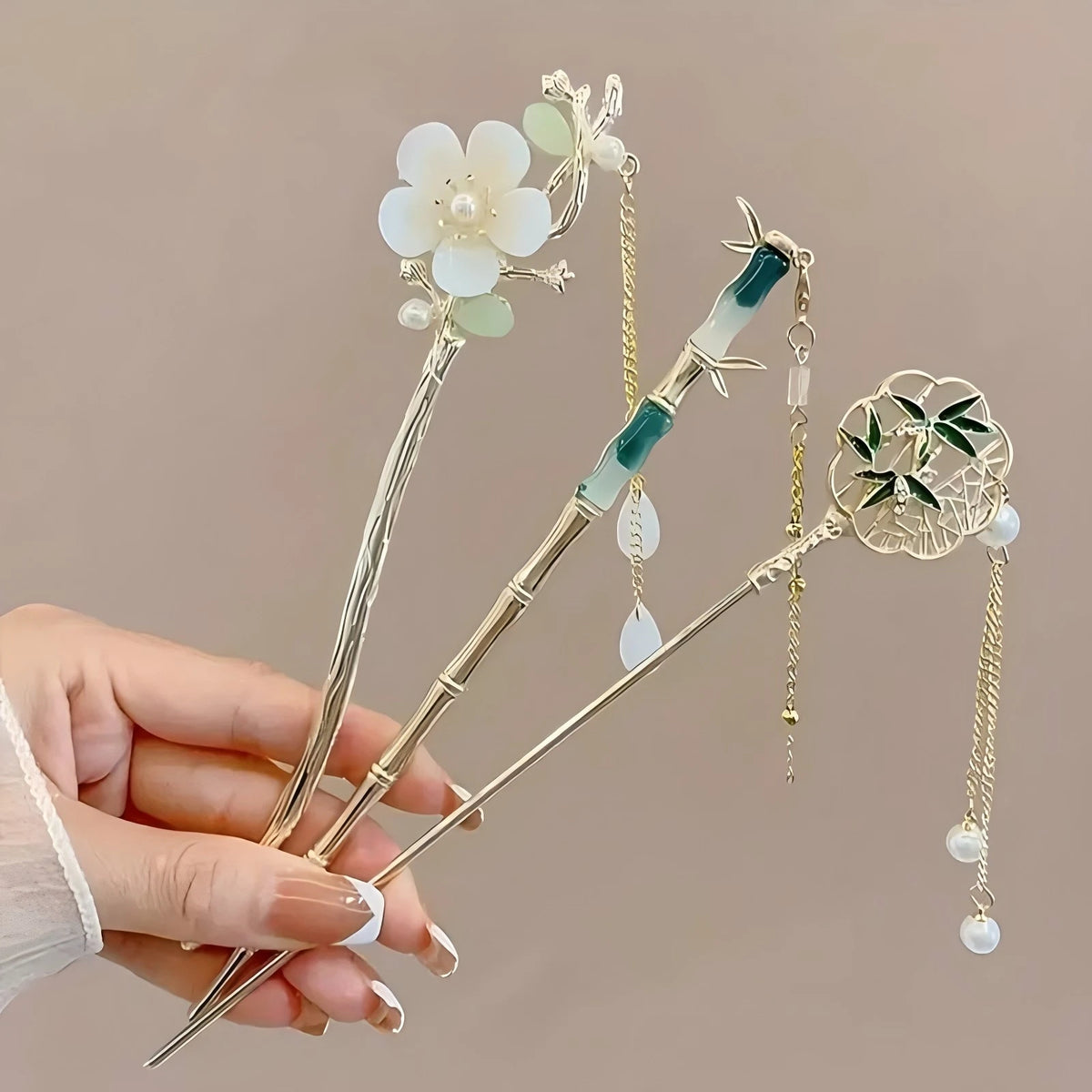 Chinese Hair Stick, Floral Tassel Hairpin for Women & Hairstyles