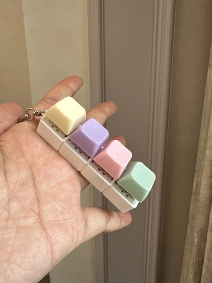 Keyboard Fidget Toy – Portable Keychain Stress Relief Toy