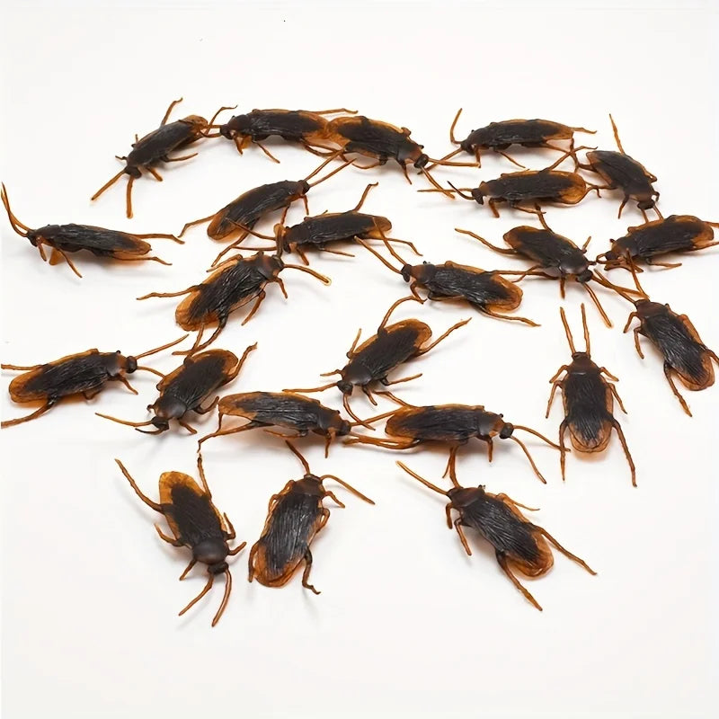 Fake Cockroach Prank Toys – 50-Piece Realistic Insect Set