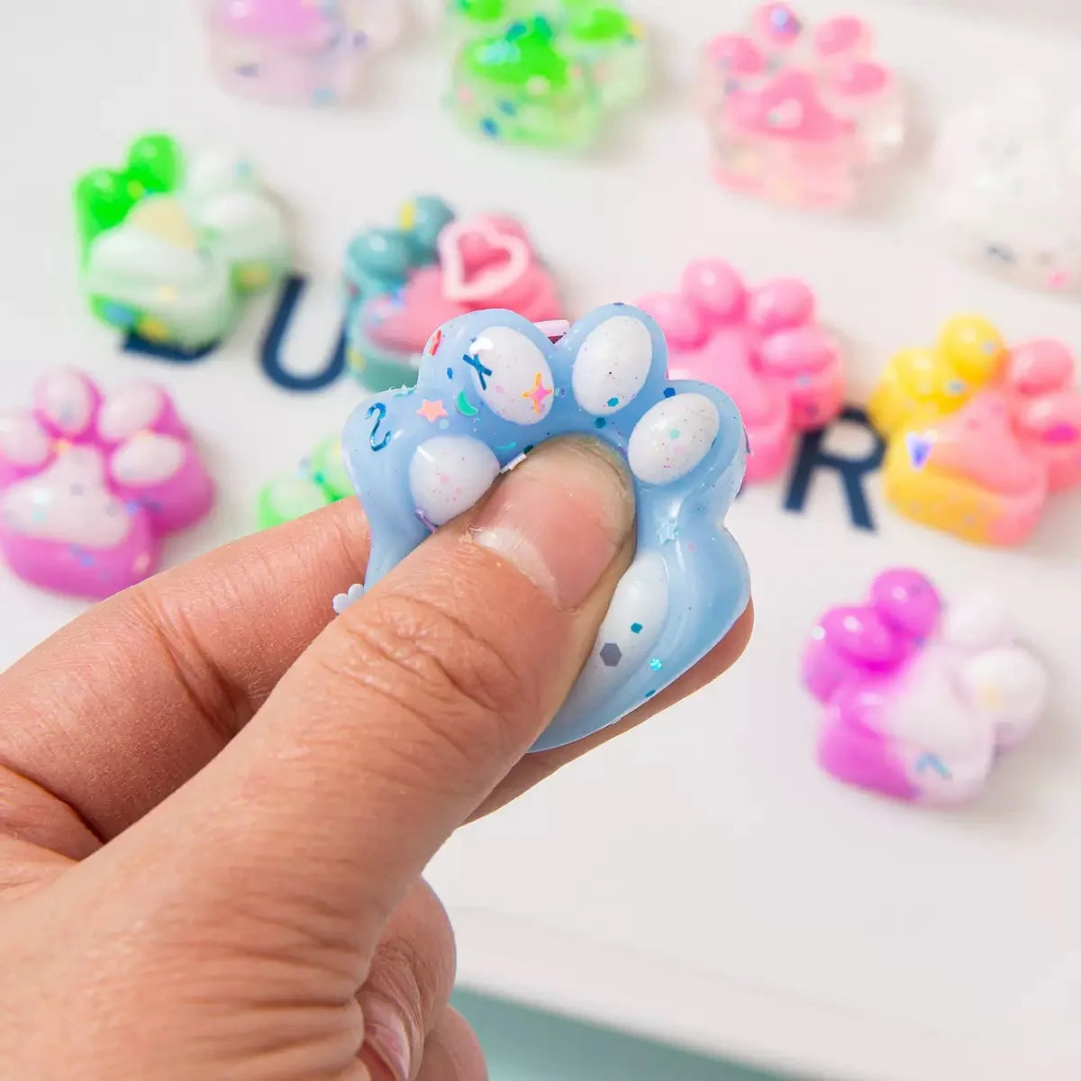 Cat Claw Fidget Toy – Cute Colorful Party Favor
