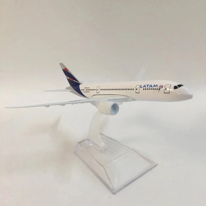 16cm B787 Aircraft Model – 1:400 Scale Diecast with Base