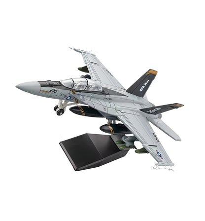 1:72 Scale Fighter Jet Model – Plastic Aircraft Collectible