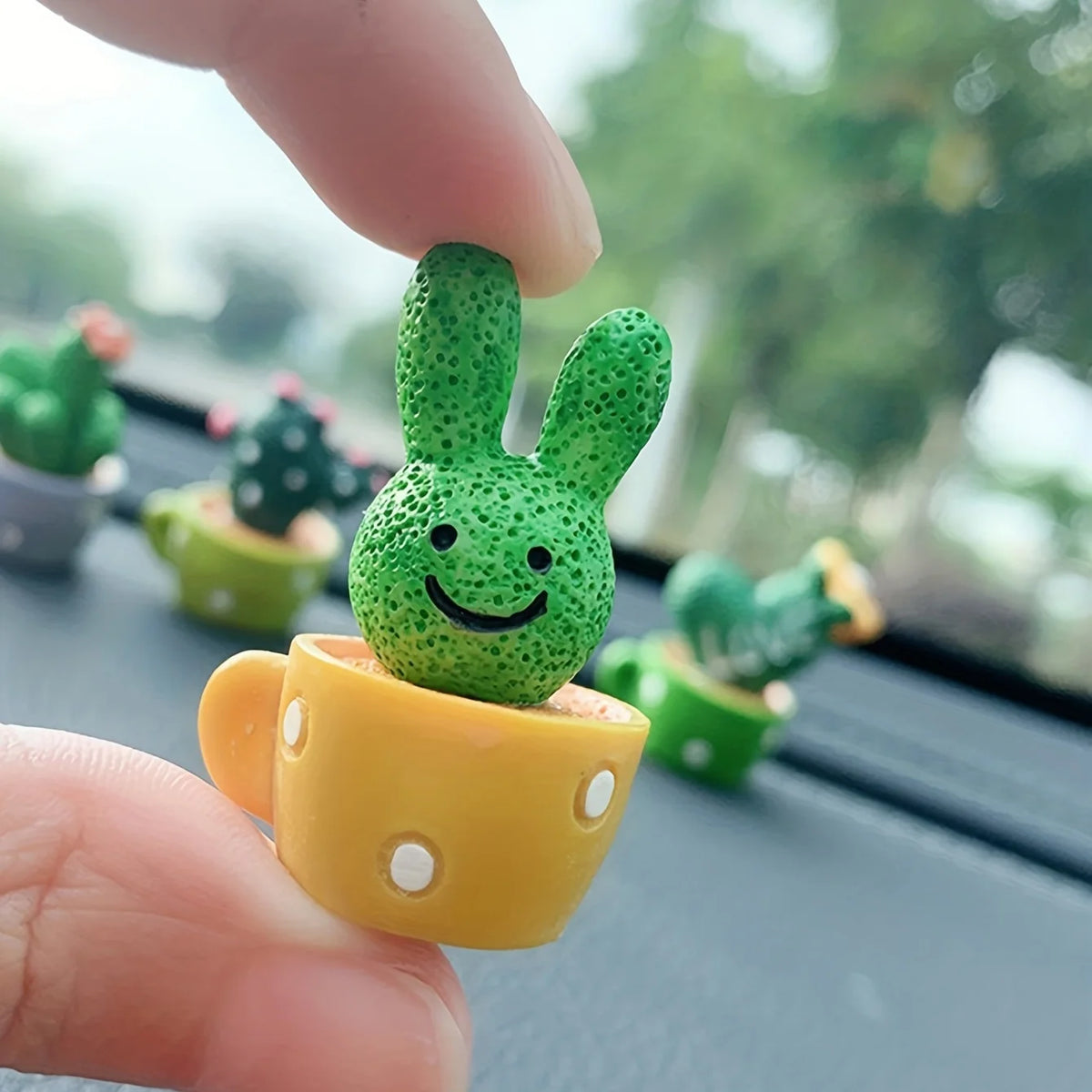 Mini Resin Cactus Decor – Set of 4 Succulent Plant Figurines